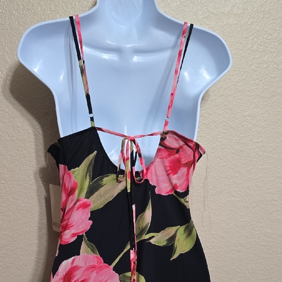 Persaya Black Maxi Dress with Pink Floral Design - Picture 7 of 9